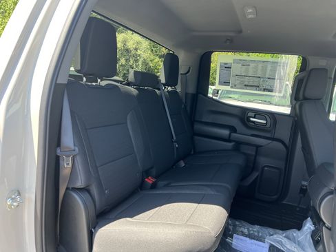 New 2026 Chevrolet Silverado 1500 Custom Trail Boss w/ LPO, Dark Essentials Package AWD/4WD image 34