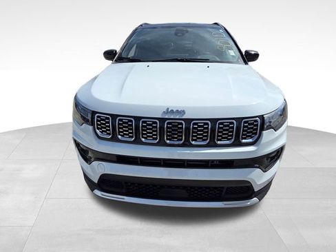 Used 2025 Jeep Compass Limited image 24