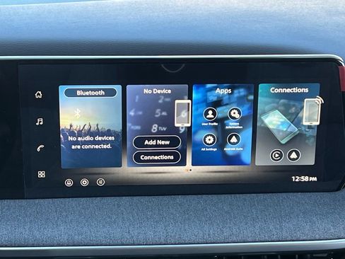 Used 2026 Nissan Kicks SV w/ SV Premium Package image 19