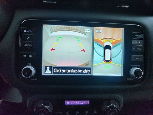 Used 2024 Nissan Kicks SR image 25