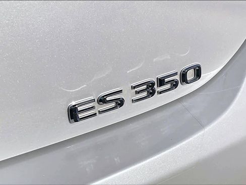 Used 2019 Lexus ES 350 image 9
