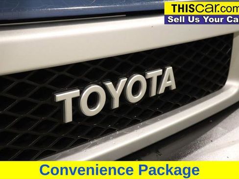 Used 2012 Toyota FJ Cruiser 2WD w/ Convenience Pkg image 11