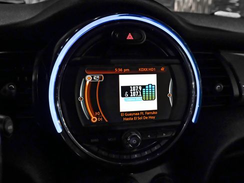 Used 2015 MINI Cooper 2-Door Hardtop image 22