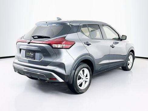Used 2024 Nissan Kicks S image 9