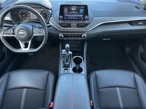 Used 2024 Nissan Altima 2.5 SR AWD/4WD image 13