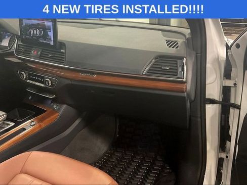 Certified 2023 Audi Q5 2.0T Premium w/ Convenience Package image 16