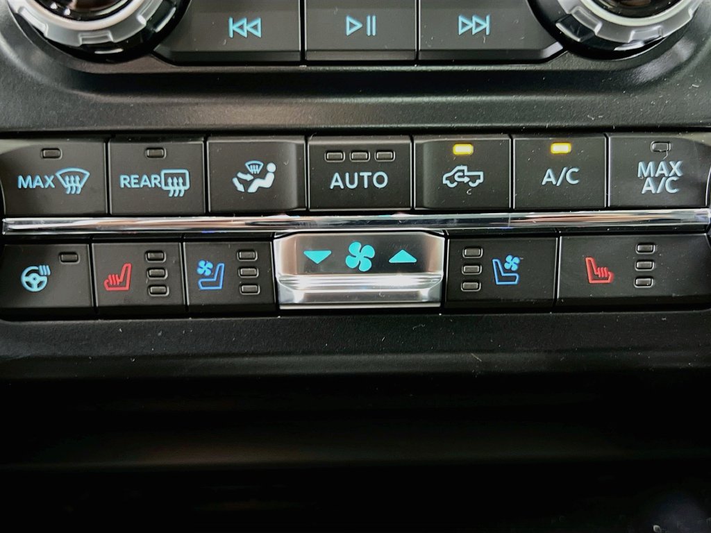 New 2026 Ford F350 Lariat AWD/4WD image 24