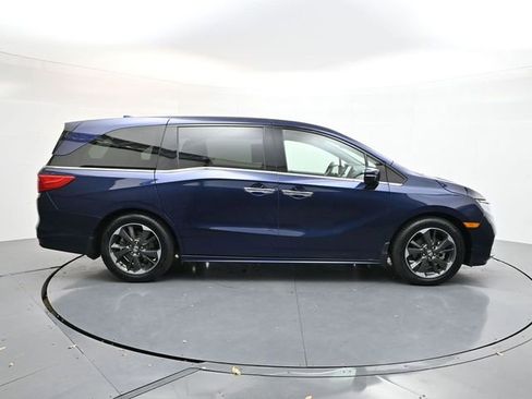 Used 2024 Honda Odyssey Elite image 4