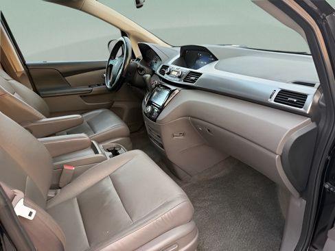 Used 2017 Honda Odyssey EX-L image 25