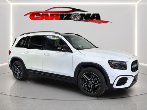 Used 2025 Mercedes-Benz GLB 250 image 13