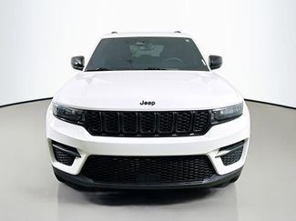 Used 2023 Jeep Grand Cherokee Altitude AWD/4WD video 2