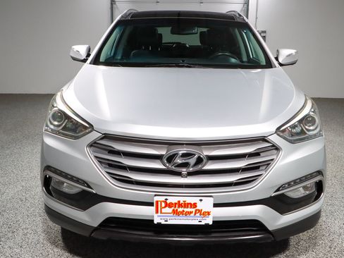 Used 2018 Hyundai Santa Fe Sport FWD image 4