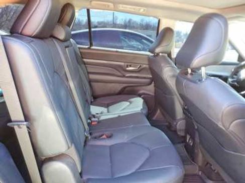 Used 2026 Toyota Grand Highlander AWD Hybrid image 9