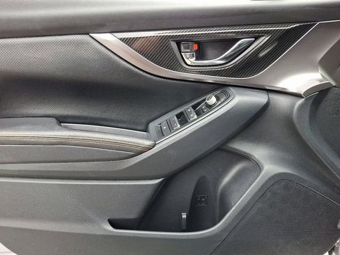 Used 2018 Subaru Crosstrek 2.0i Limited image 12