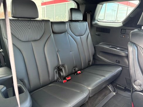 Used 2024 Hyundai Palisade Calligraphy image 16