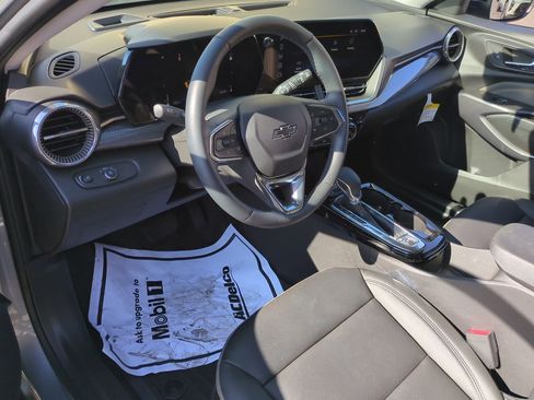 New 2025 Chevrolet Trax ACTIV w/ Driver Confidence Package image 10