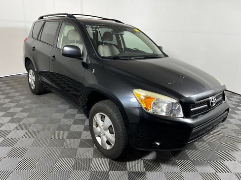 Used 2008 Toyota RAV4 2WD image 3
