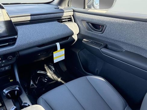 New 2026 Subaru Outback Limited AWD/4WD image 14