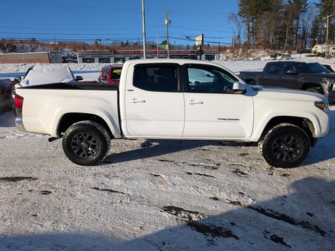 Used 2021 Toyota Tacoma SR5 image 10