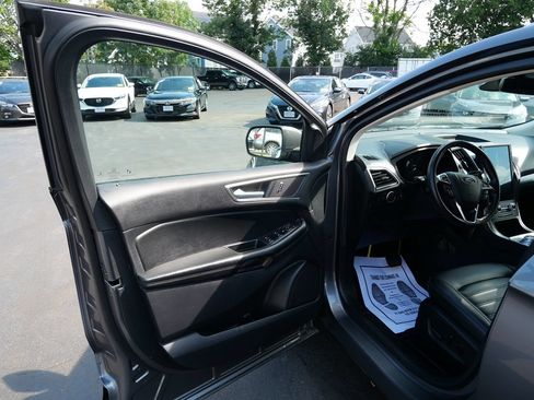 Used 2022 Ford Edge SEL w/ Convenience Package AWD/4WD image 16