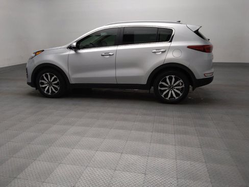 Used 2017 Kia Sportage EX w/ EX Technology Package FWD image 3