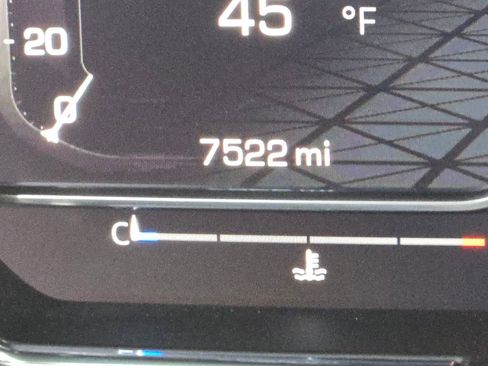 Used 2025 GMC Sierra 1500 AT4 w/ Technology Package image 28