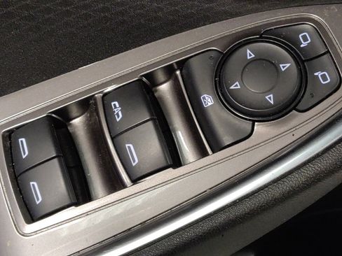 Used 2022 Chevrolet Malibu LT FWD image 27