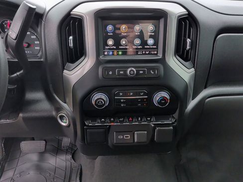 Used 2024 Chevrolet Silverado 1500 Custom image 21