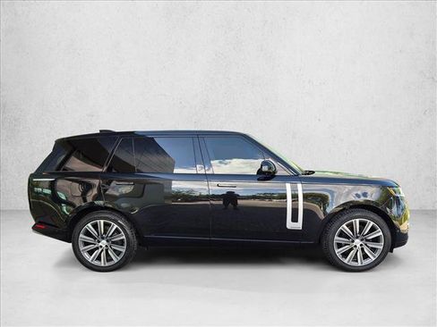 Certified 2025 Land Rover Range Rover Long Wheelbase Autobiography AWD/4WD image 4