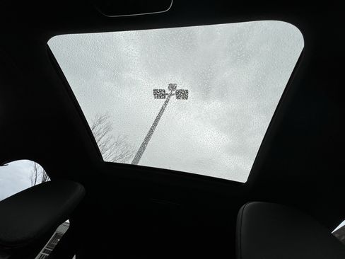 Certified 2025 Mercedes-Benz GLC 300 4MATIC image 29