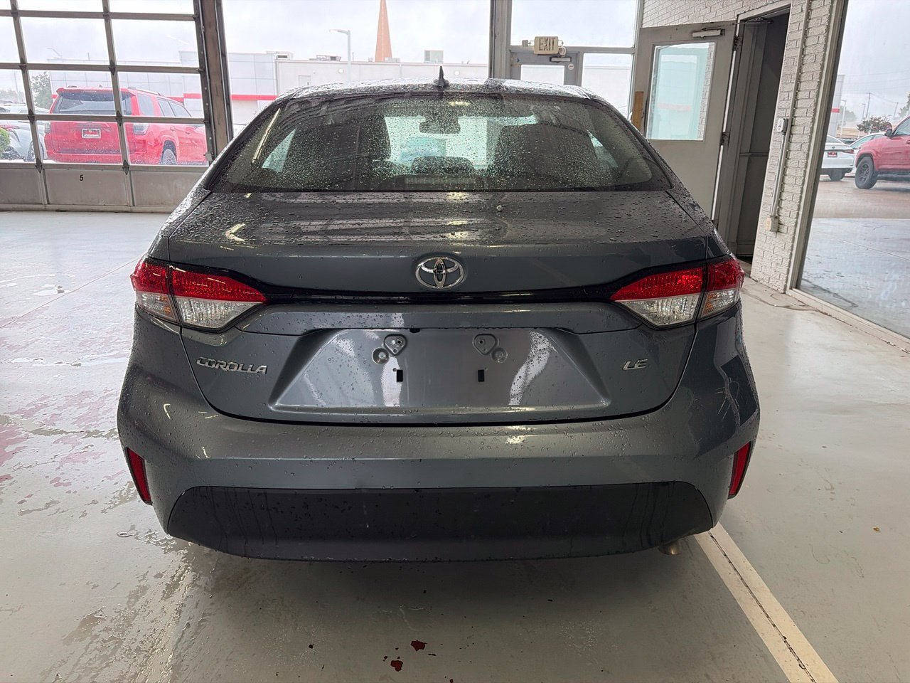 Used 2025 Toyota Corolla LE FWD image 5