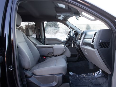 Used 2022 Ford F250 XLT w/ XLT Premium Package image 11