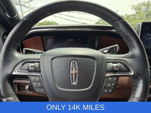 Used 2023 Lincoln Navigator Reserve w/ Monochromatic Package AWD/4WD image 24