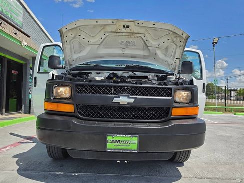 Used 2012 Chevrolet Express 2500 w/ Cold Climate Package RWD image 57
