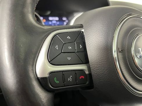 Used 2018 Jeep Compass Limited w/ Navigation Group AWD/4WD image 16
