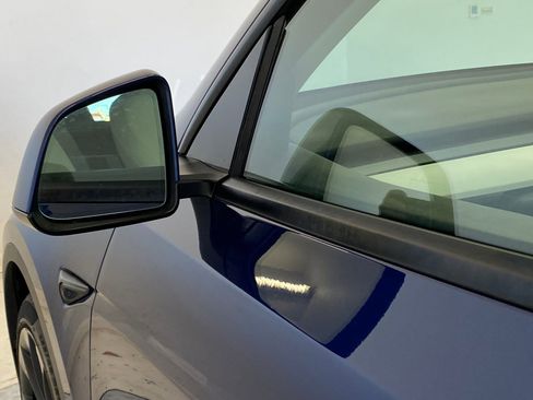 Used 2021 Tesla Model Y Long Range image 19