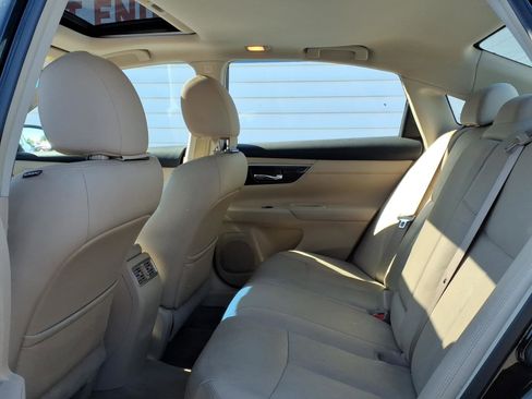 Used 2013 Nissan Altima 2.5 SL w/ Technology Pkg FWD image 10