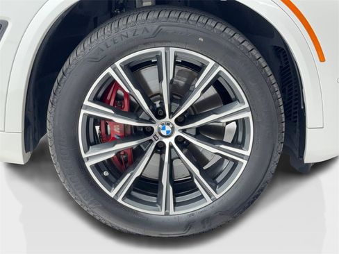 Used 2022 BMW X5 M50i w/ Dynamic Handling Package image 52