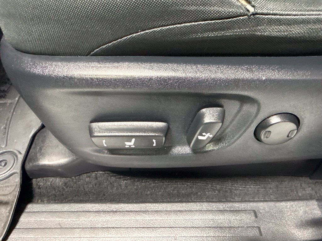 Used 2016 Toyota 4Runner SR5 AWD/4WD image 23