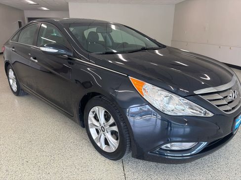 Used 2013 Hyundai Sonata Limited FWD image 3