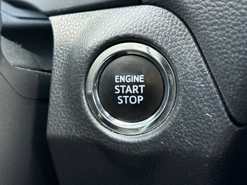 Used 2024 Toyota RAV4 XLE AWD/4WD image 28