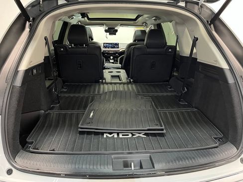 Used 2022 Acura MDX SH-AWD w/ Technology Package image 19
