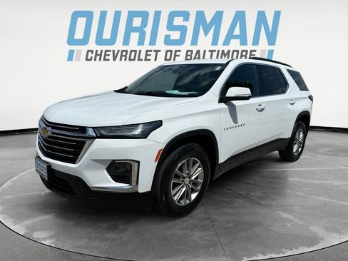 Used 2023 Chevrolet Traverse LT AWD/4WD image 2