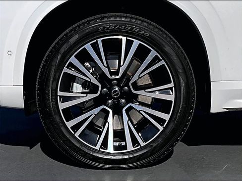 Used 2023 Volvo XC90 T8 Plus w/ Protection Package image 11