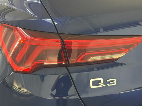 Used 2022 Audi Q3 2.0T Premium AWD/4WD image 27