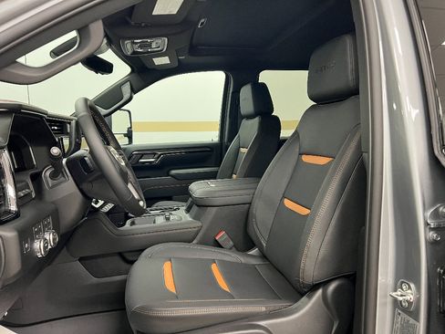 New 2026 GMC Sierra 3500 AT4 w/ AT4 Premium Plus Package AWD/4WD image 6