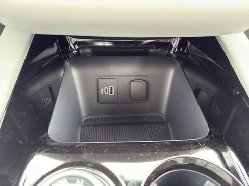 New 2026 Ford Explorer Platinum w/ LUX Leather Package image 19