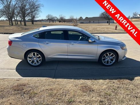 Used 2016 Chevrolet Impala LTZ image 2