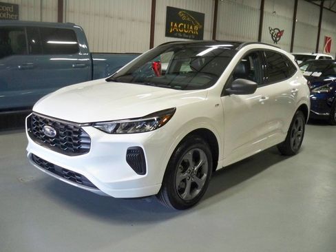 Used 2024 Ford Escape ST-Line w/ Tech Pack #1 image 1