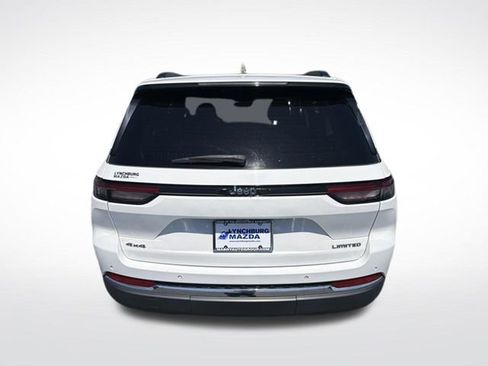 Used 2023 Jeep Grand Cherokee Limited AWD/4WD image 5